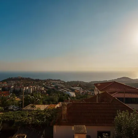 Guestready - Sea-view Retreat In Madeira Гостевой дом Фуншал