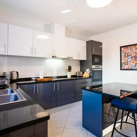 Guestready - Sea-view Retreat In Madeira בית הארחה