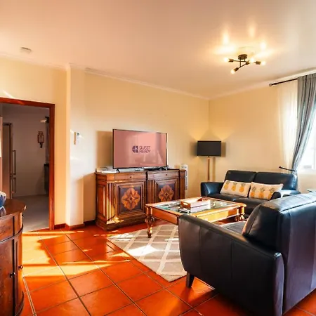 Guestready - Sea-view Retreat In Madeira בית הארחה