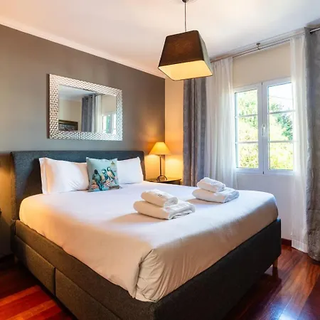 בית הארחה Guestready - Sea-view Retreat In Madeira פונשל