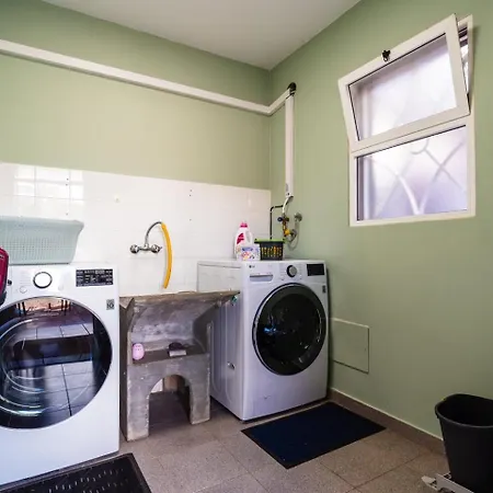 Pensionat Guestready - Sea-view Retreat In Madeira